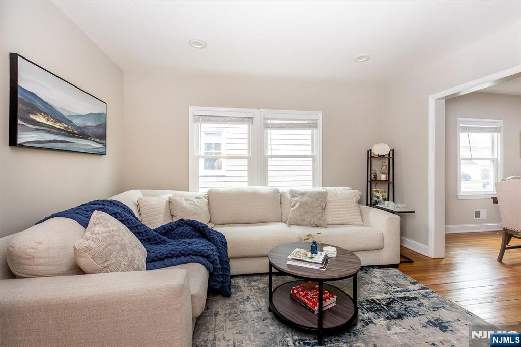 11 Central Avenue