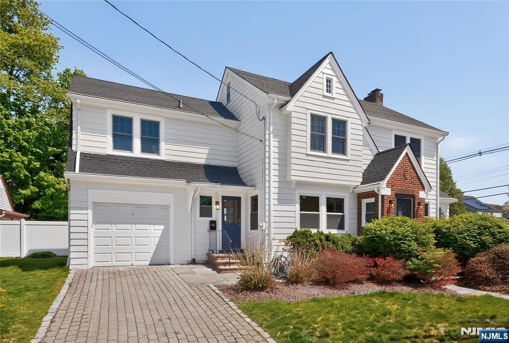 909 Ridgewood Road - Photo 3