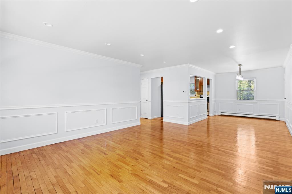 4D Lakeview 4D - Photo 2