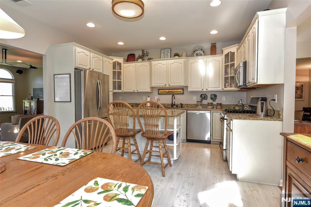 540 Burlington Street, Paramus, NJ 07652 Listing Photo  7