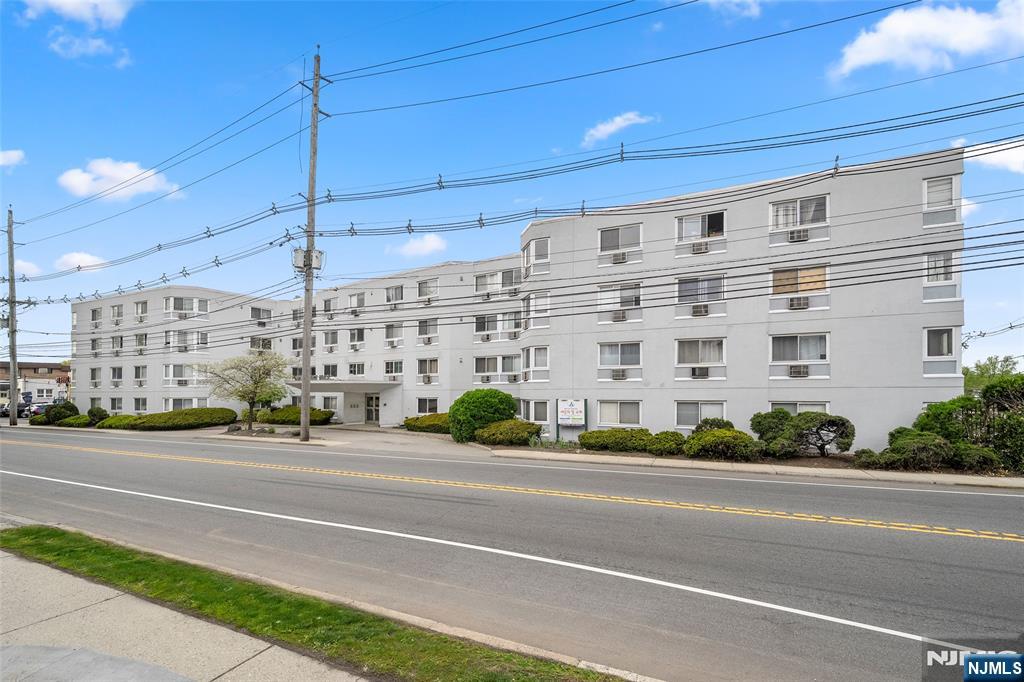 333 Grand, #2S, Palisades Park, NJ 07650 Listing Photo  14