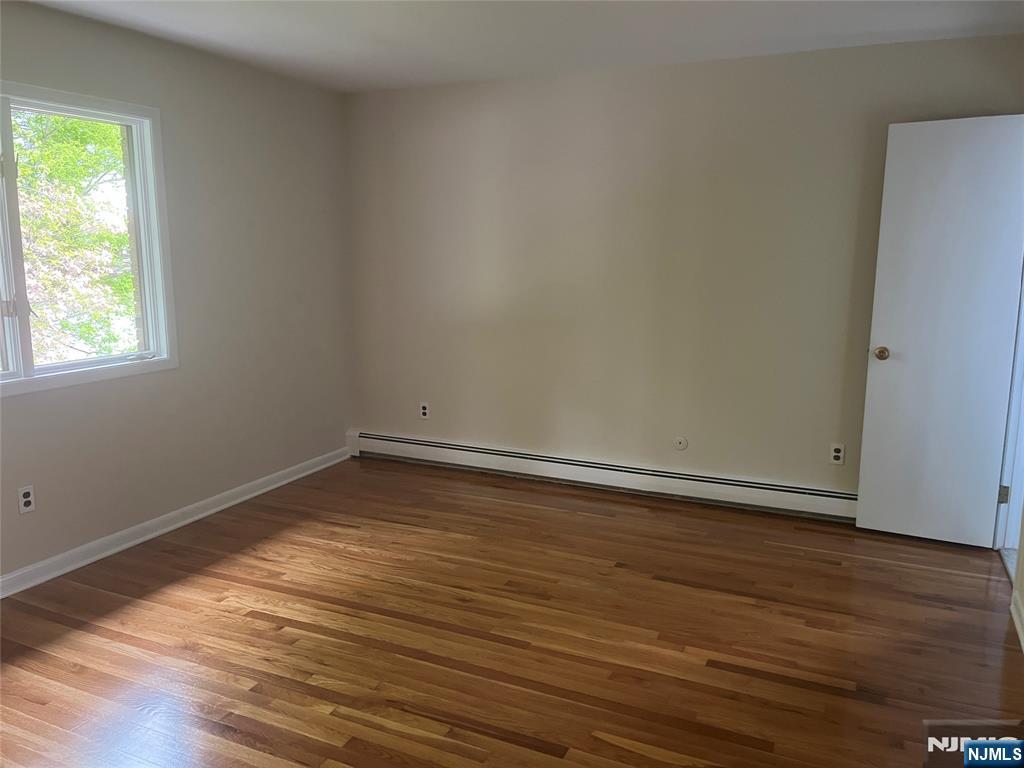 330 10th, #2nd Floor, Palisades Park, NJ 07650 Listing Photo  11