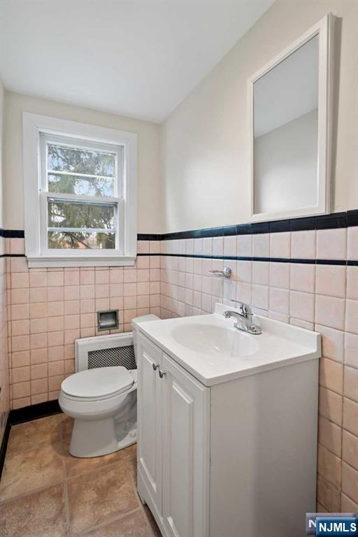 2-10 Saddle River, Fair Lawn, NJ 07410 Listing Photo  14