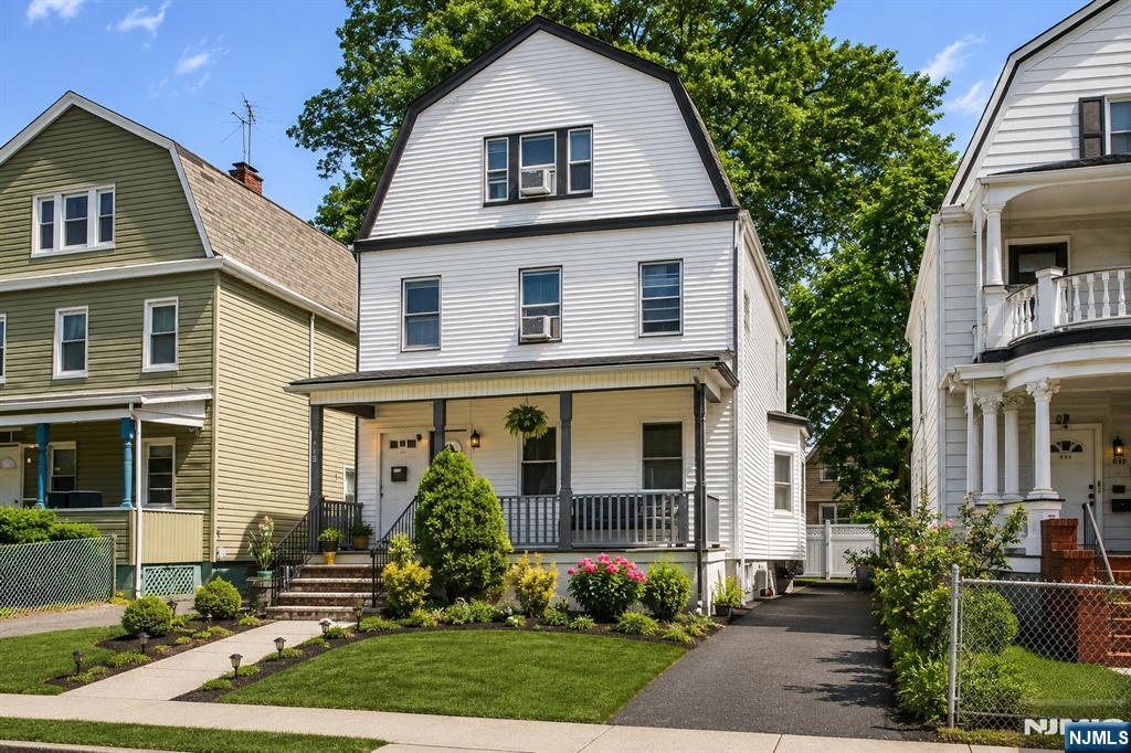 268 Halsted Street - Photo 1