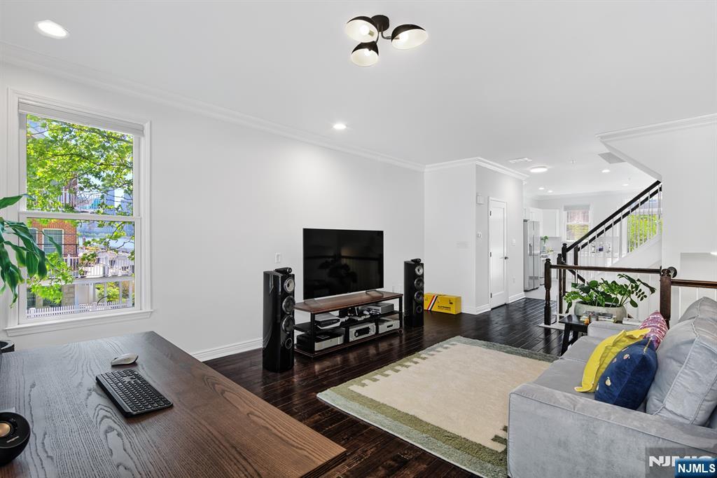 249 Brower Court — photo 6