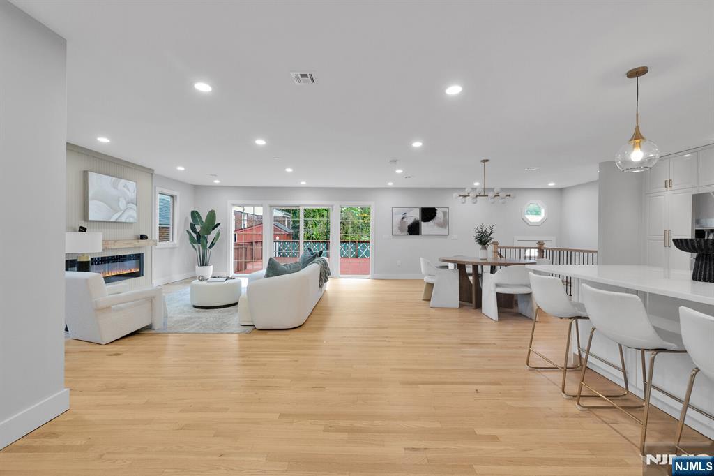 448 Fern Avenue — photo 10