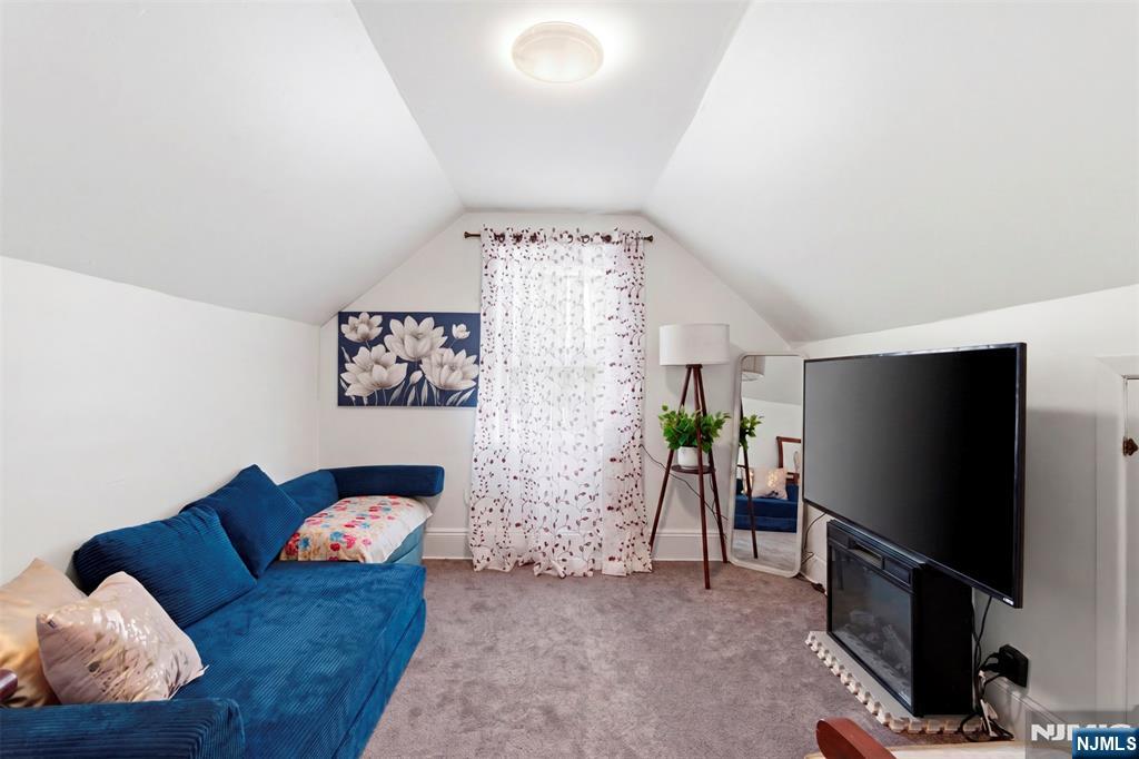 107 Mount Prospect Avenue