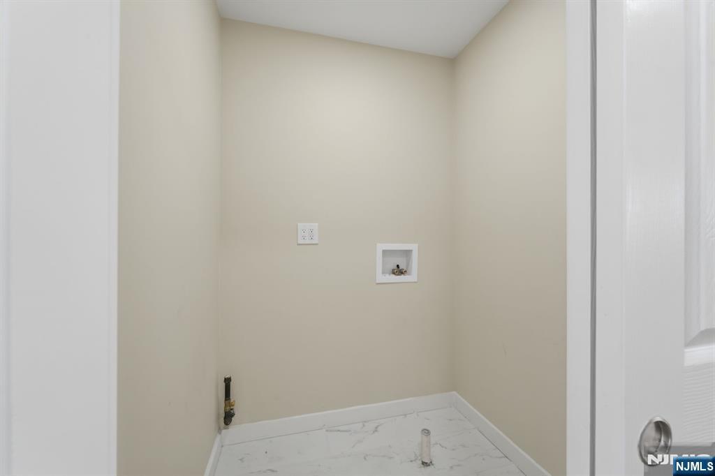 271-273 Schley Street — photo 20