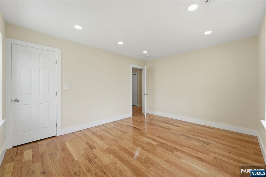 271-273 Schley Street — photo 38