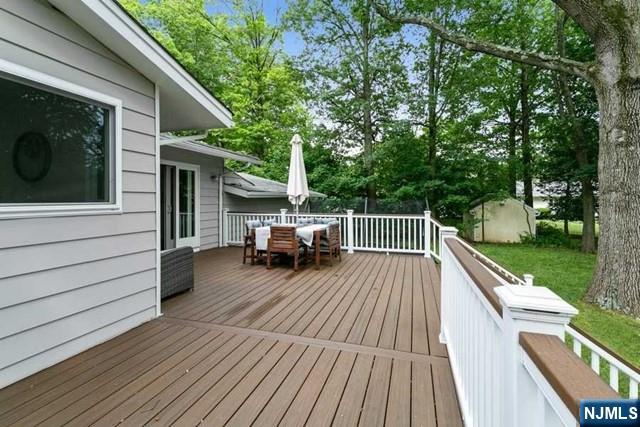 2 Monument, Cresskill, NJ 07626 Listing Photo  18