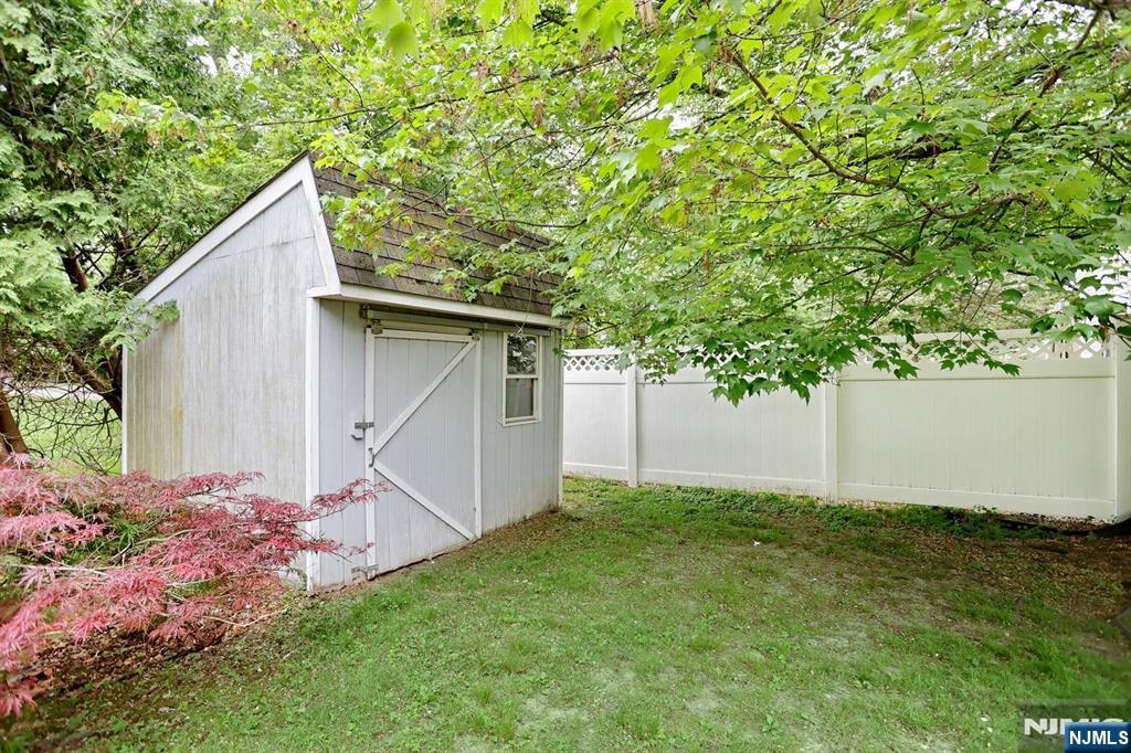 51 Palisade Avenue, Emerson, NJ 07630 Listing Photo  35