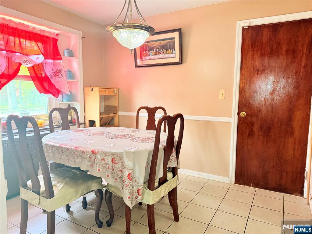691 River Road - Photo 3