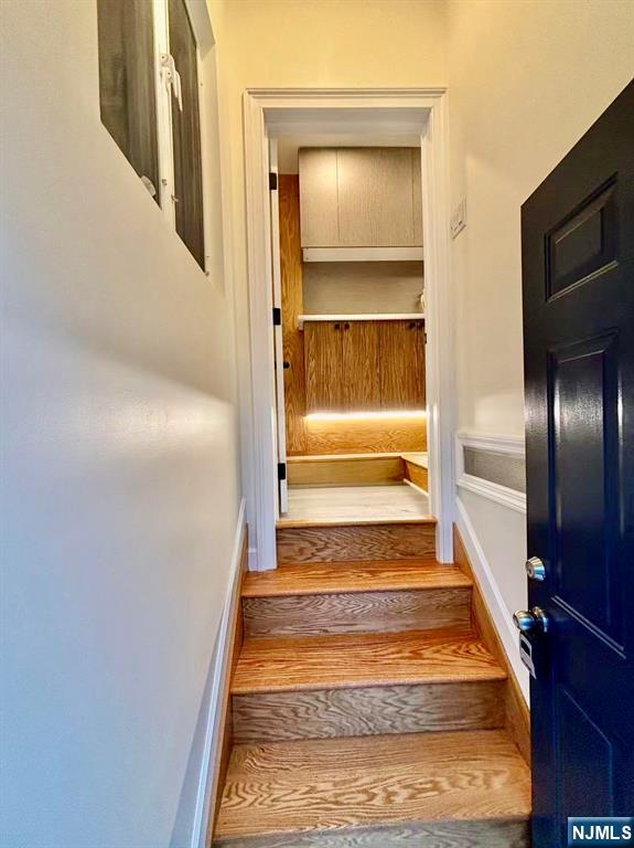 58 Zeliff Avenue