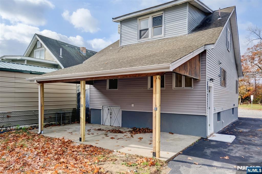 58 Zeliff Avenue