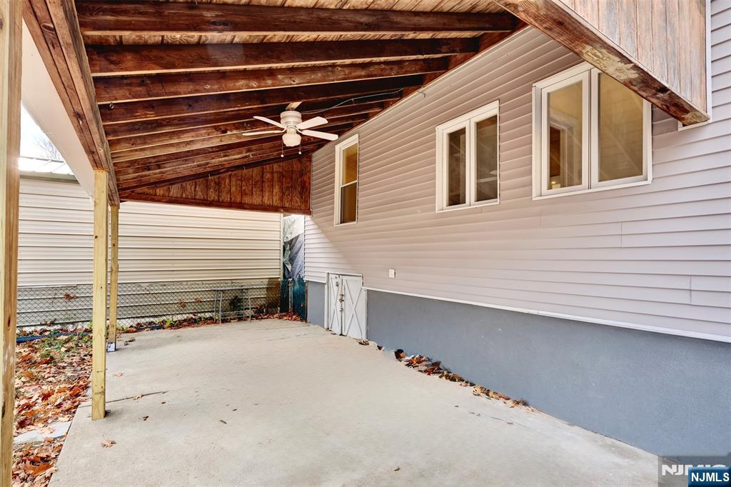 58 Zeliff Avenue