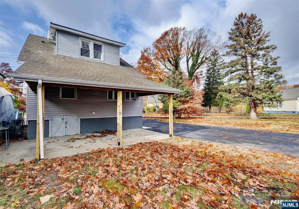 58 Zeliff Avenue