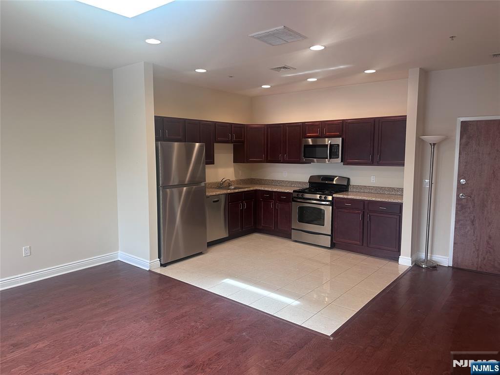 45 Emerson Plaza - Photo 5