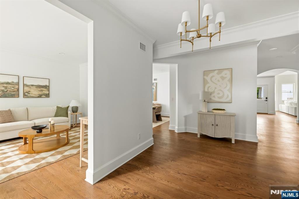 120 Hope Street - Photo 5