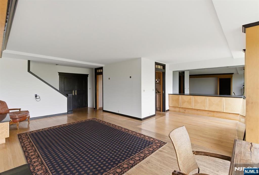 4 Horizon Rd #G-10, Fort Lee, NJ 07024
