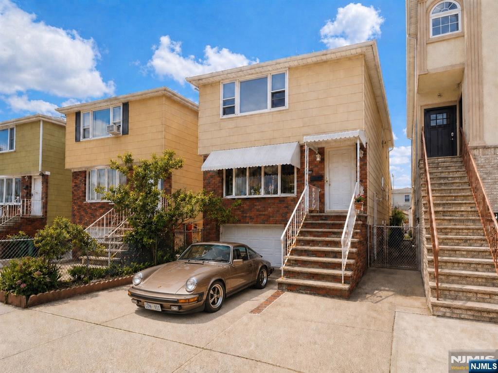 10B Reynolds Avenue 2 - Photo 1
