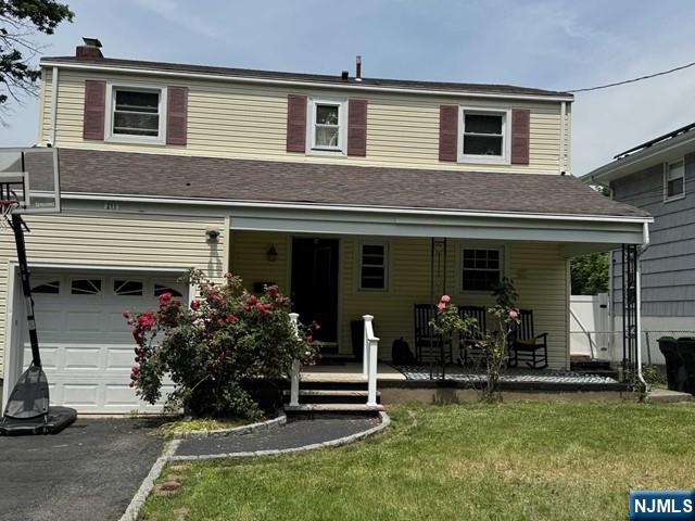 211 Hillside - Photo 1
