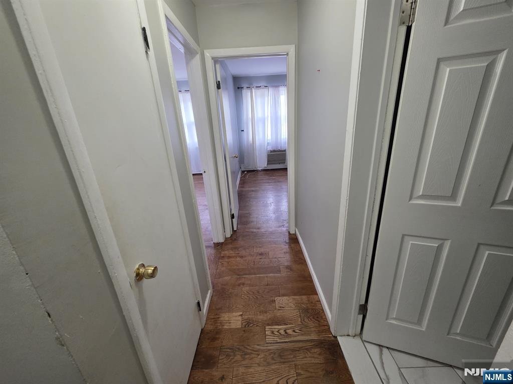 583 Main 9 - Photo 4
