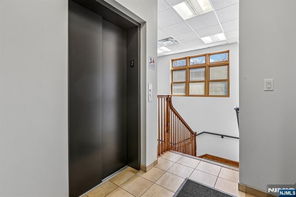 92 Union Avenue — photo 32