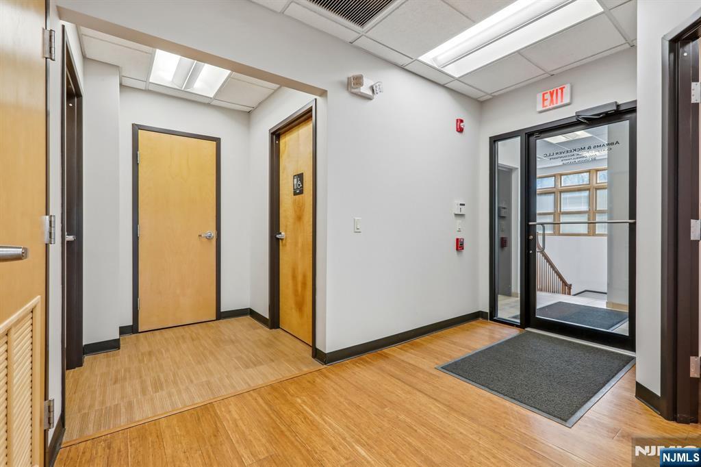 92 Union Avenue — photo 8