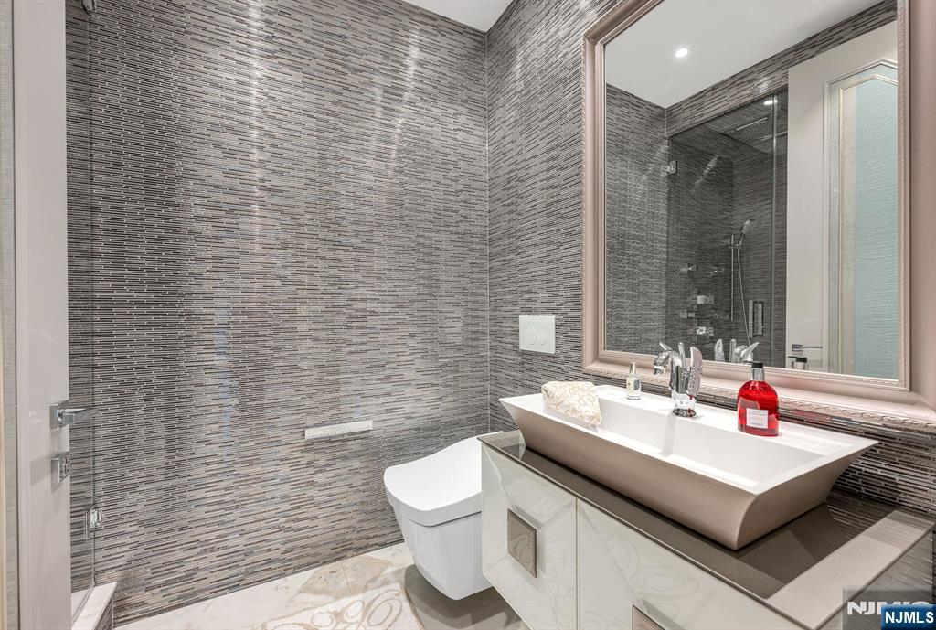 1512 Palisade Avenue, #20AR-PH, Fort Lee, NJ 07024 Listing Photo  13