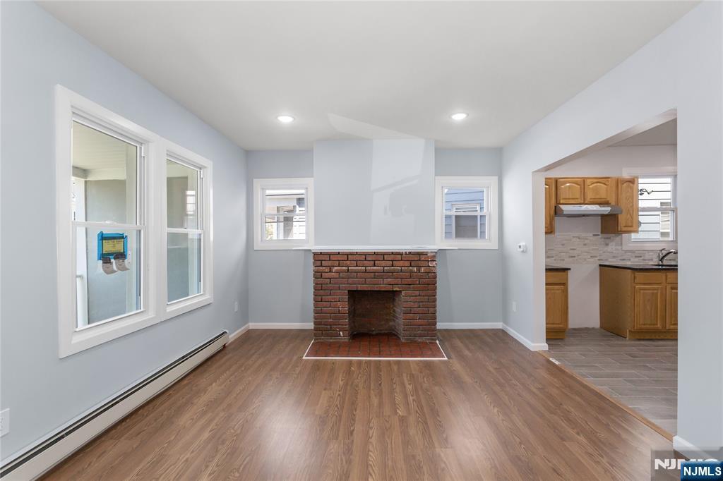 226 Clinton Street - Photo 4