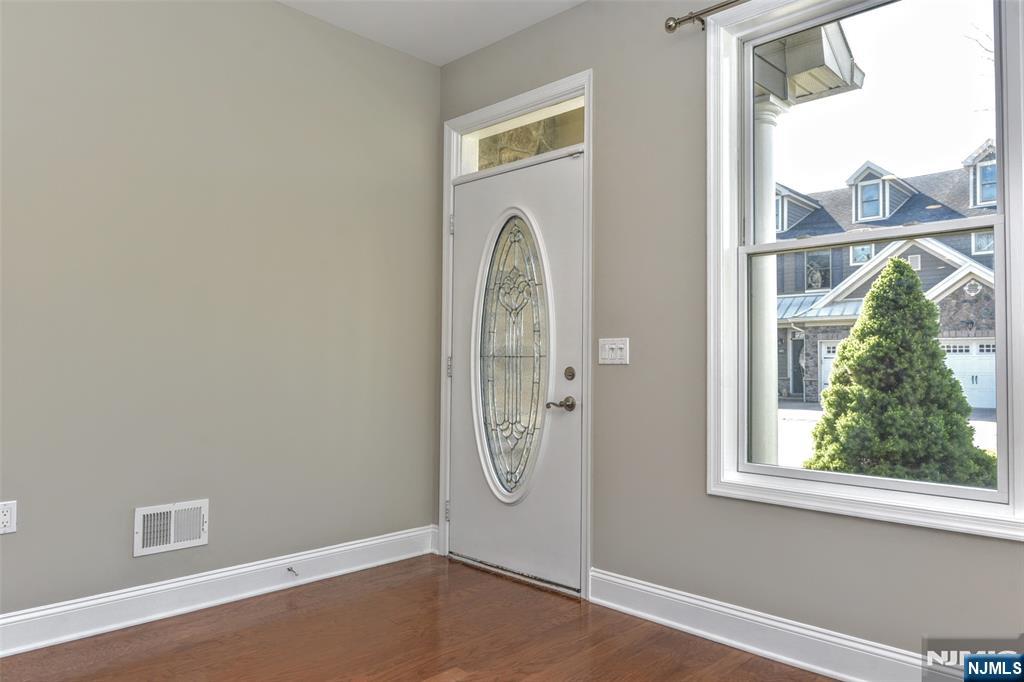 501 Whitney Lane - Photo 4