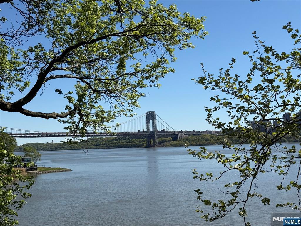 1375 River Road 1K - Photo 1