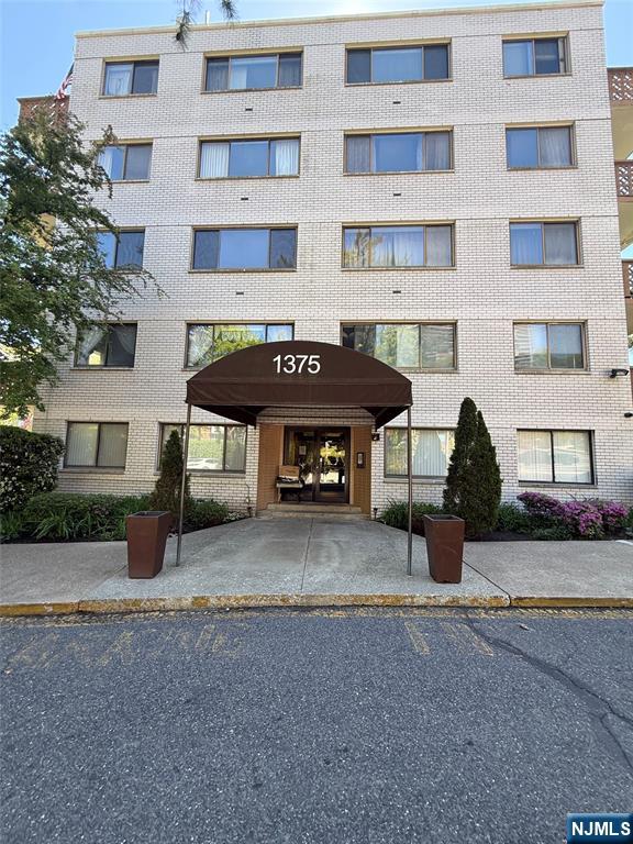 1375 River Road 1K - Photo 3