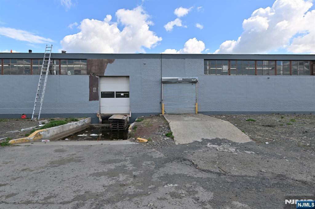 210 Newman Street - Photo 4