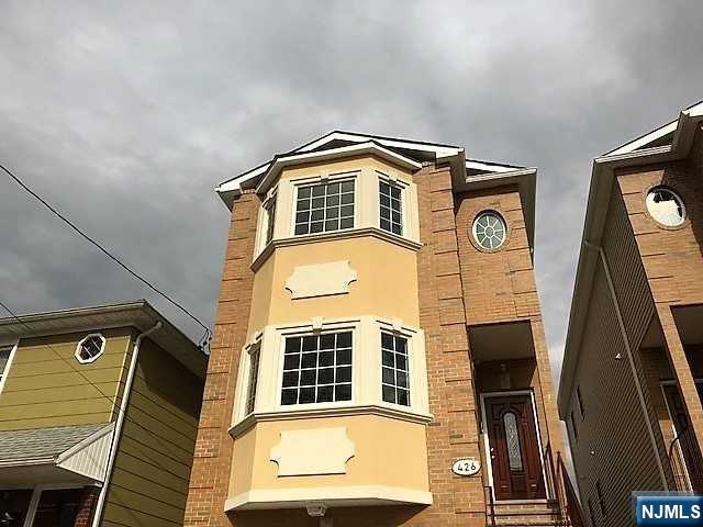426 Jersey Street 1+Ground fl - Photo 2