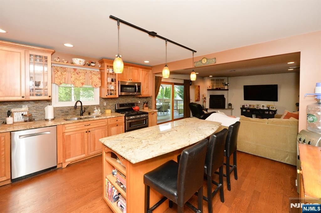 65 Clover Court - Photo 4