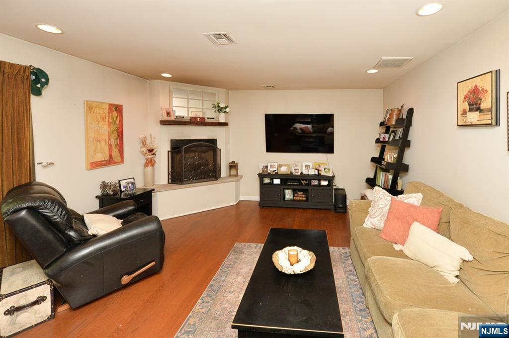 65 Clover Court — photo 7