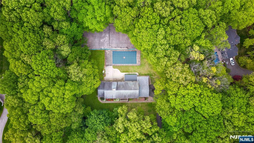 10th image of 75 Woodcliff Lake Rd, Saddle River, NJ 07458 | MLS# 26015621