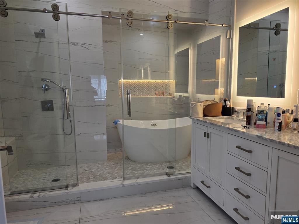 60 Brinkerhoff, #2nd fl, Palisades Park, NJ 07650 Listing Photo  5