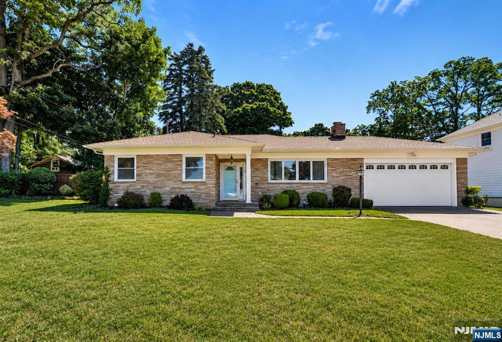 52 Silverwhite Road — photo 37