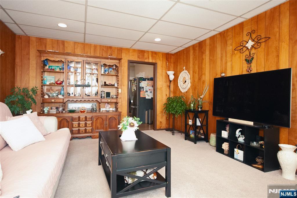 650 Main Street - Photo 4