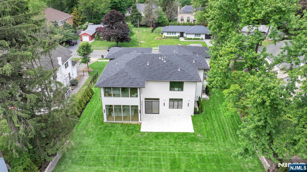 61 Macarthur Avenue - Photo 5