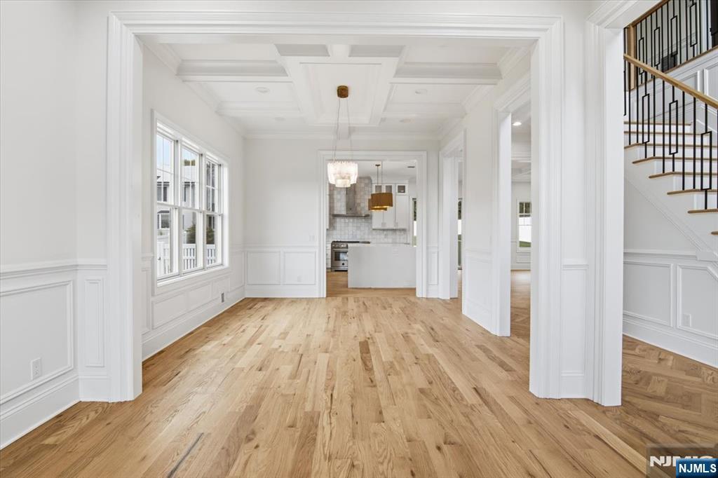 76 Hillside Avenue - Photo 5