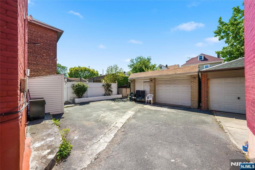 8401 2nd Avenue, North Bergen, NJ 07047 Listing Photo  14
