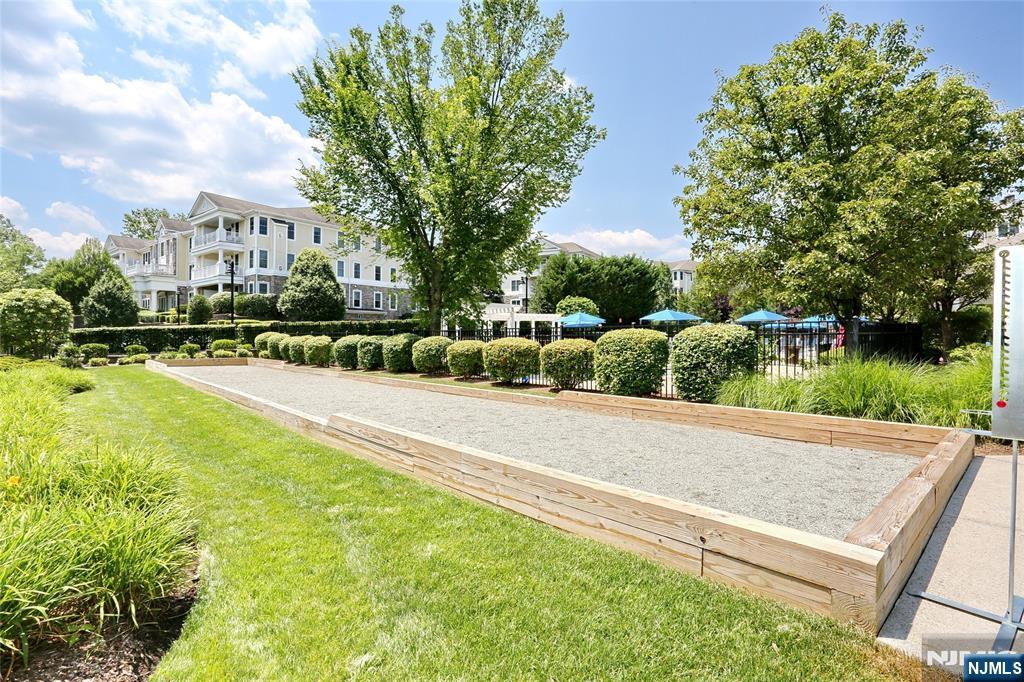 602 Four Seasons Lane — photo 32