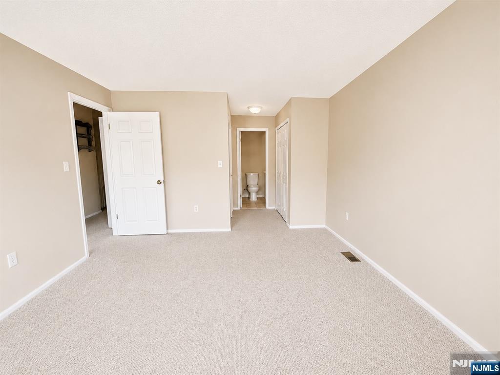 774 Sassafras, Mahwah, NJ 07430 Listing Photo  16