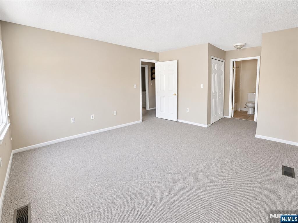 774 Sassafras, Mahwah, NJ 07430 Listing Photo  17