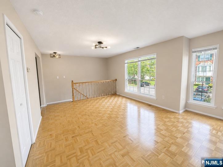774 Sassafras, Mahwah, NJ 07430 Listing Photo  7