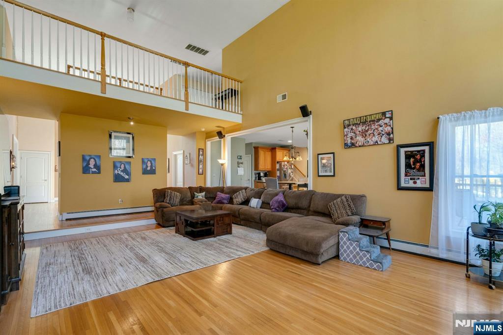 13 Greenfield Hill — photo 17