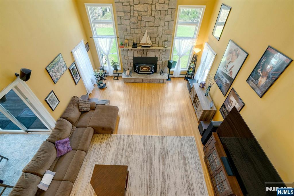 13 Greenfield Hill — photo 18